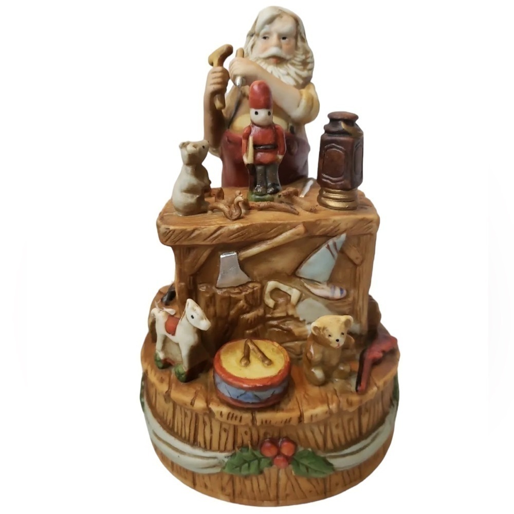 SANTA’S Workshop Vintage Music Box Rotating Figurine Plays “Toyland” Collectible